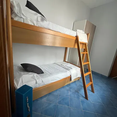 Il Sorriso Centro 아파트 카프리