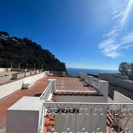 Il Sorriso Centro Apartman Capri